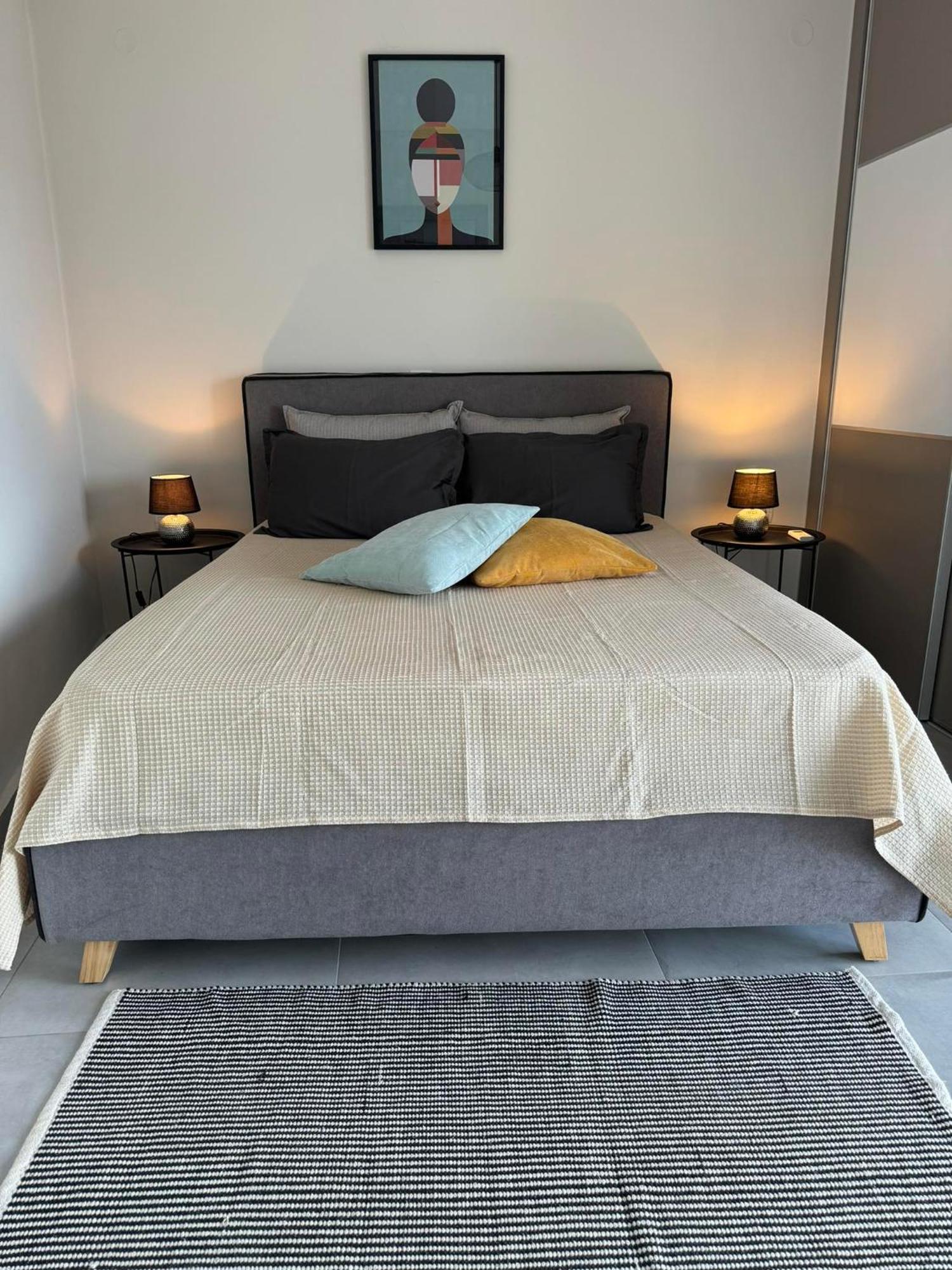חאניה Zonapartments A Sea View-City Center מראה חיצוני תמונה